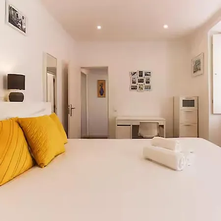 Appartement Cura 39 *